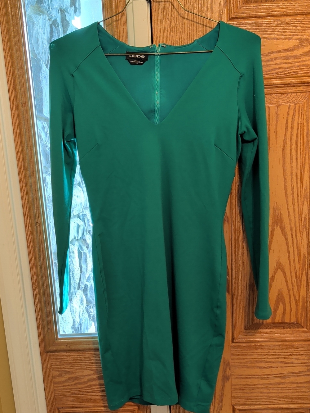 bebe Green V-Neck Long Sleeve Sheath Dress